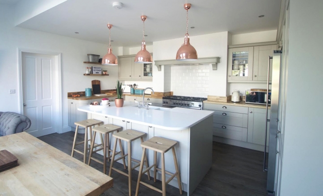 kitchen-stori-madison-painted-stone-bar-stool