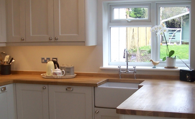 kitchen-stori-wakefield-painted-porcelain