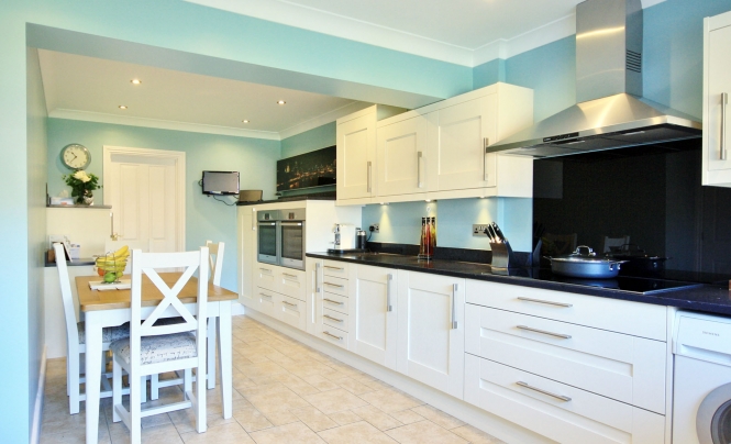Windsor Shaker Ivory Kitchen for Mr & Mrs Nel of Chelmsford